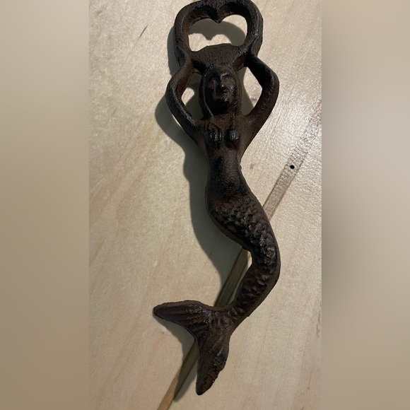 Mermaid Cast Iron Bottle Opener - Picture 3 of 5